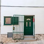 Midway Apartment *