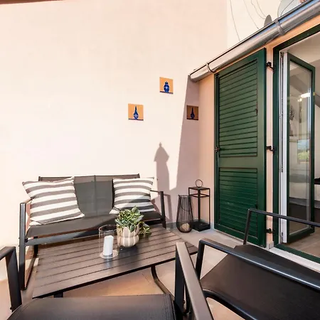Midway Apartment Rovinj