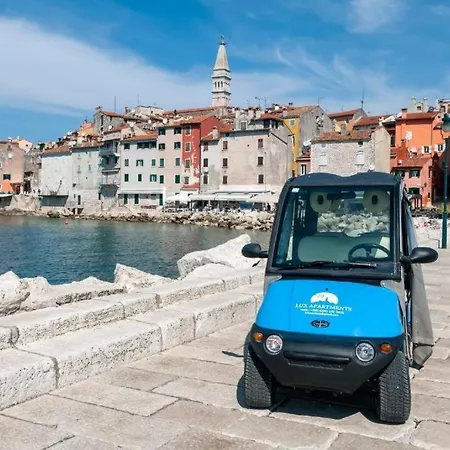 Midway Apartment Rovinj